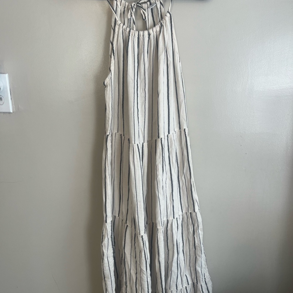 Old Navy Cream Tiered Ruffled Halter Maxi Dress